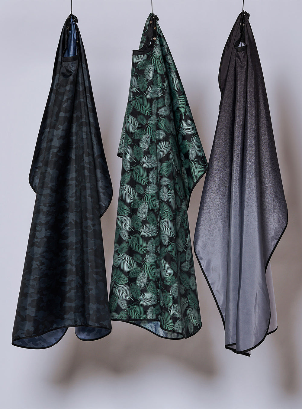 FROMM Premium Client Barber Cape - Black Camo Print