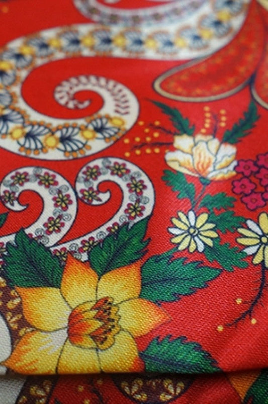 Touch Down Edge Scarf - Oriental Flower #2